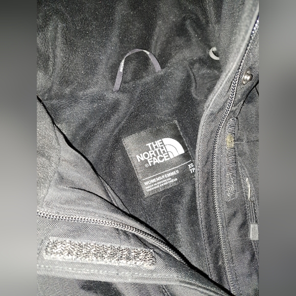 The North Face womens dryvent winter jacket - Picture 7 of 15
